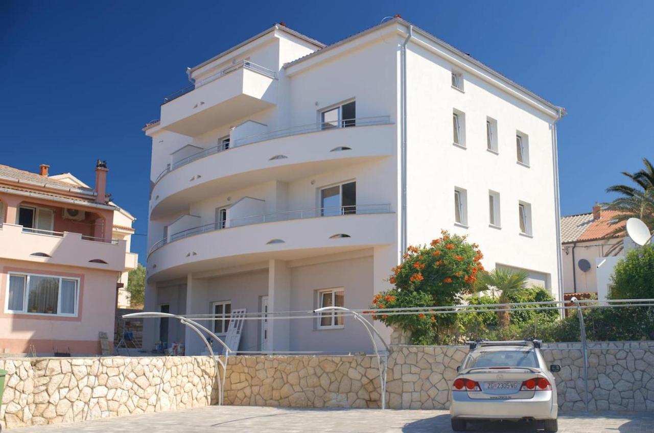 Apartment Avada Novalja Exterior photo